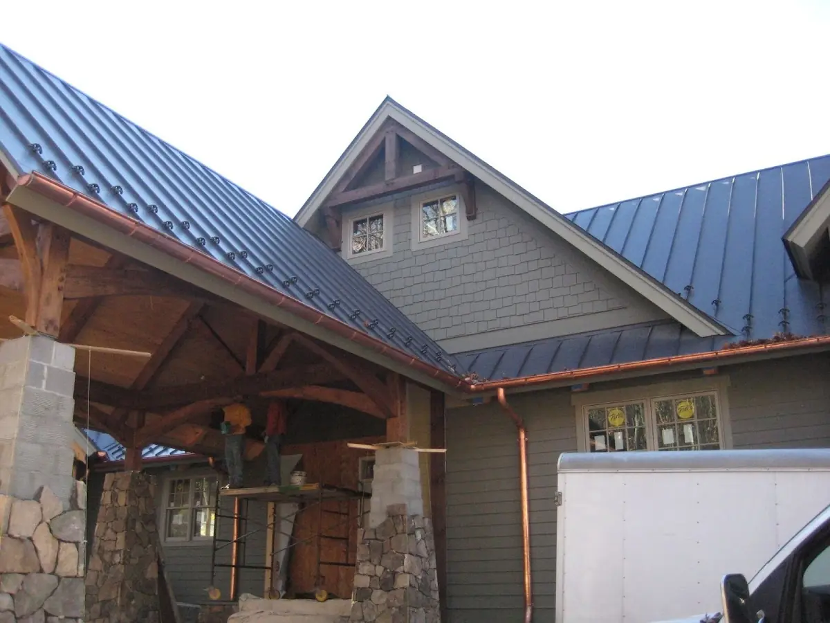 Craftsman Roofing team delivering quality roofing work in Bentonville
